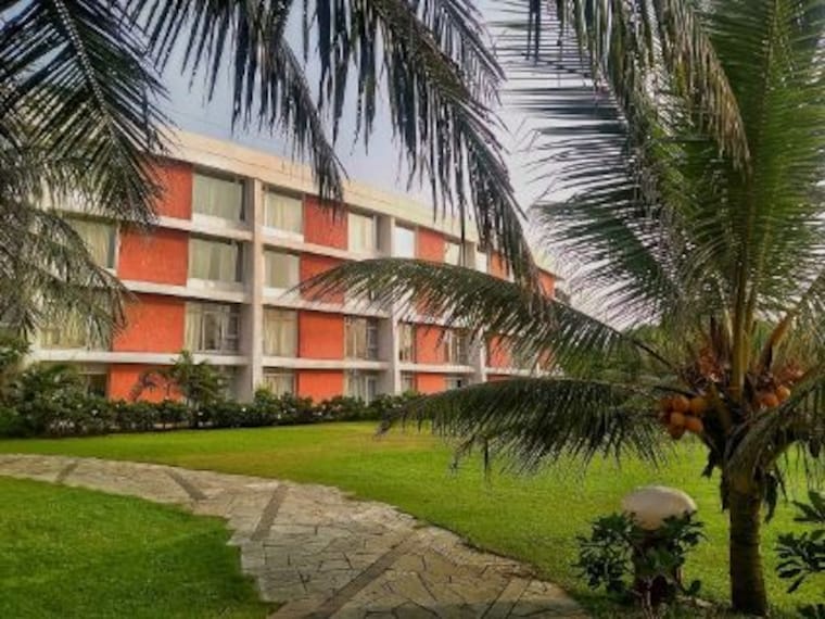 Vishakhapatnam The Park Vizag Landscape Image